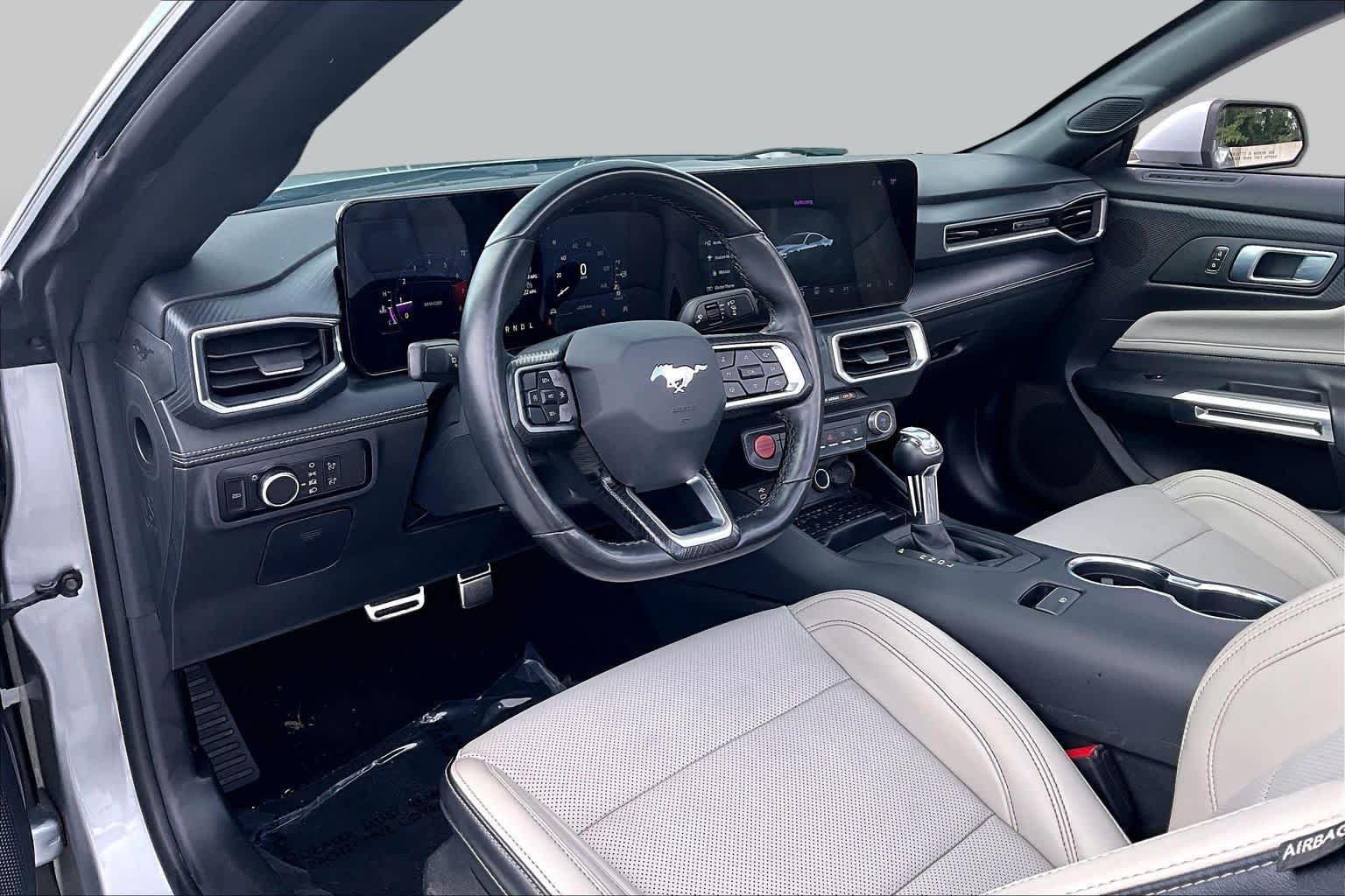 Used 2024 Iconic Silver Metallic Ford EcoBoost Premium image 33