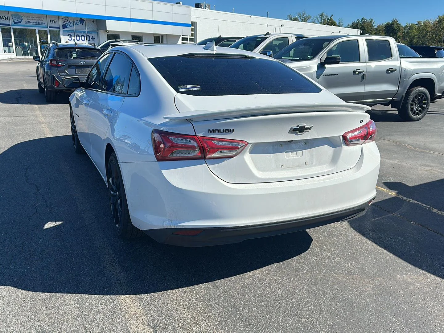 Used 2022 Summit White Chevrolet LT image 4