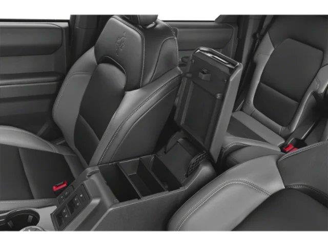 New 2026 Avalanche Gray Ford Outer Banks 4 Door 4x4 image 11