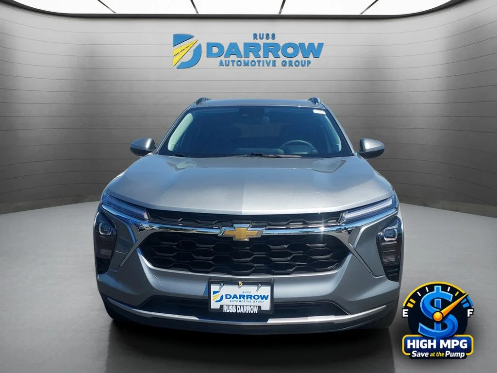 Used 2025 Gray Chevrolet LT image 8