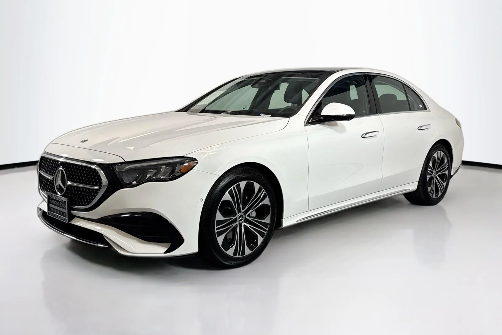 Used 2026 Polar White Mercedes-Benz E 350 image 1
