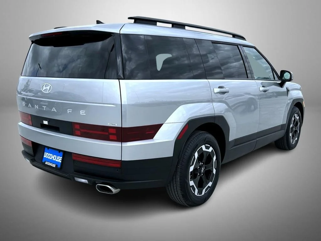 Used 2026 Silver Hyundai SEL image 5