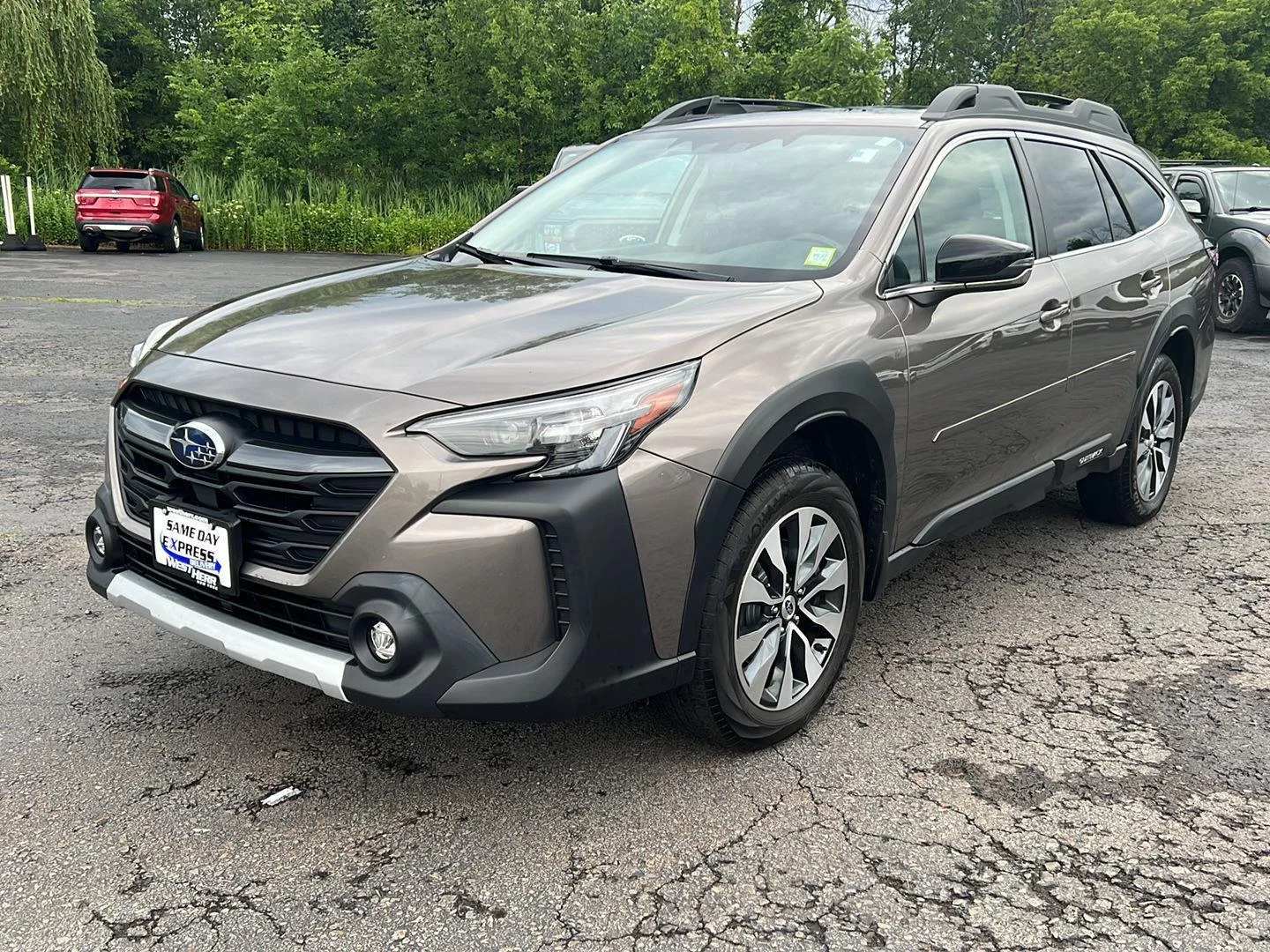 Used 2024 Brilliant Bronze Metallic Subaru Limited image 14