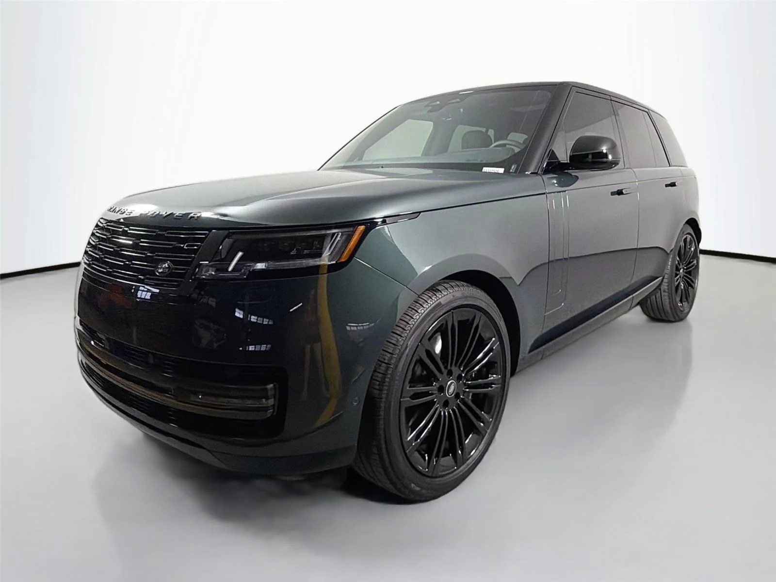 2025 Land Rover Range Rover 4.4 SE SWB's photo