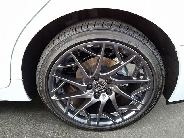 New 2026 Ice Cap Toyota SE image 6