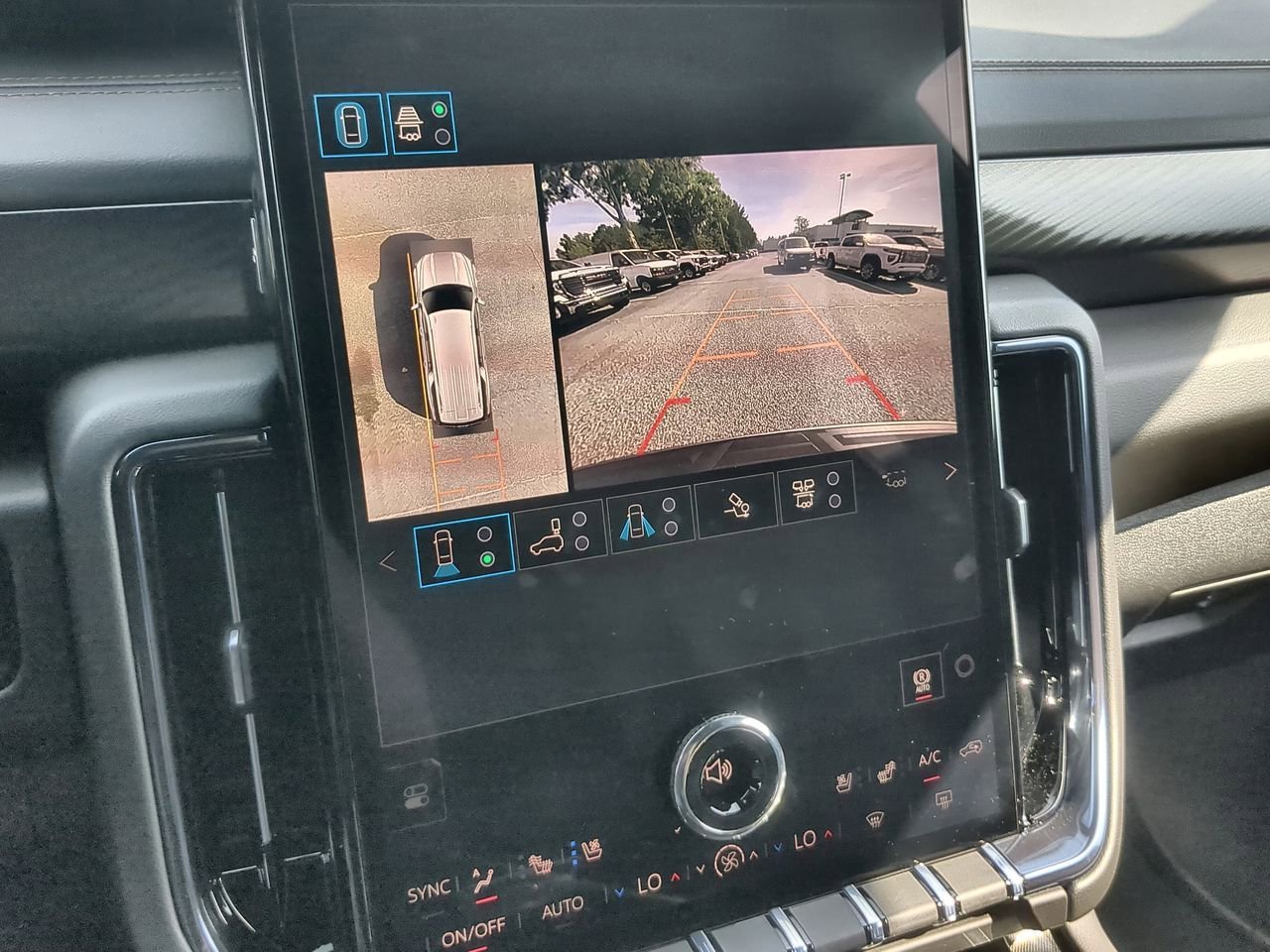 2026 GMC Yukon XL AT4 - Photo 15