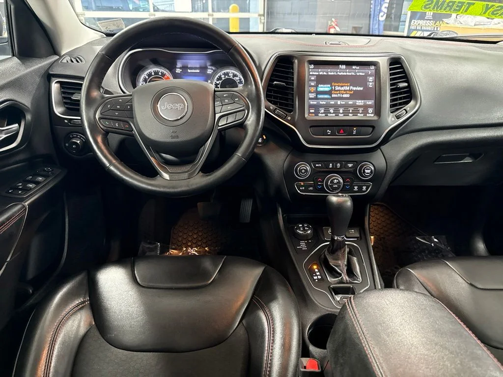 Used 2021 Beige Jeep Trailhawk image 20