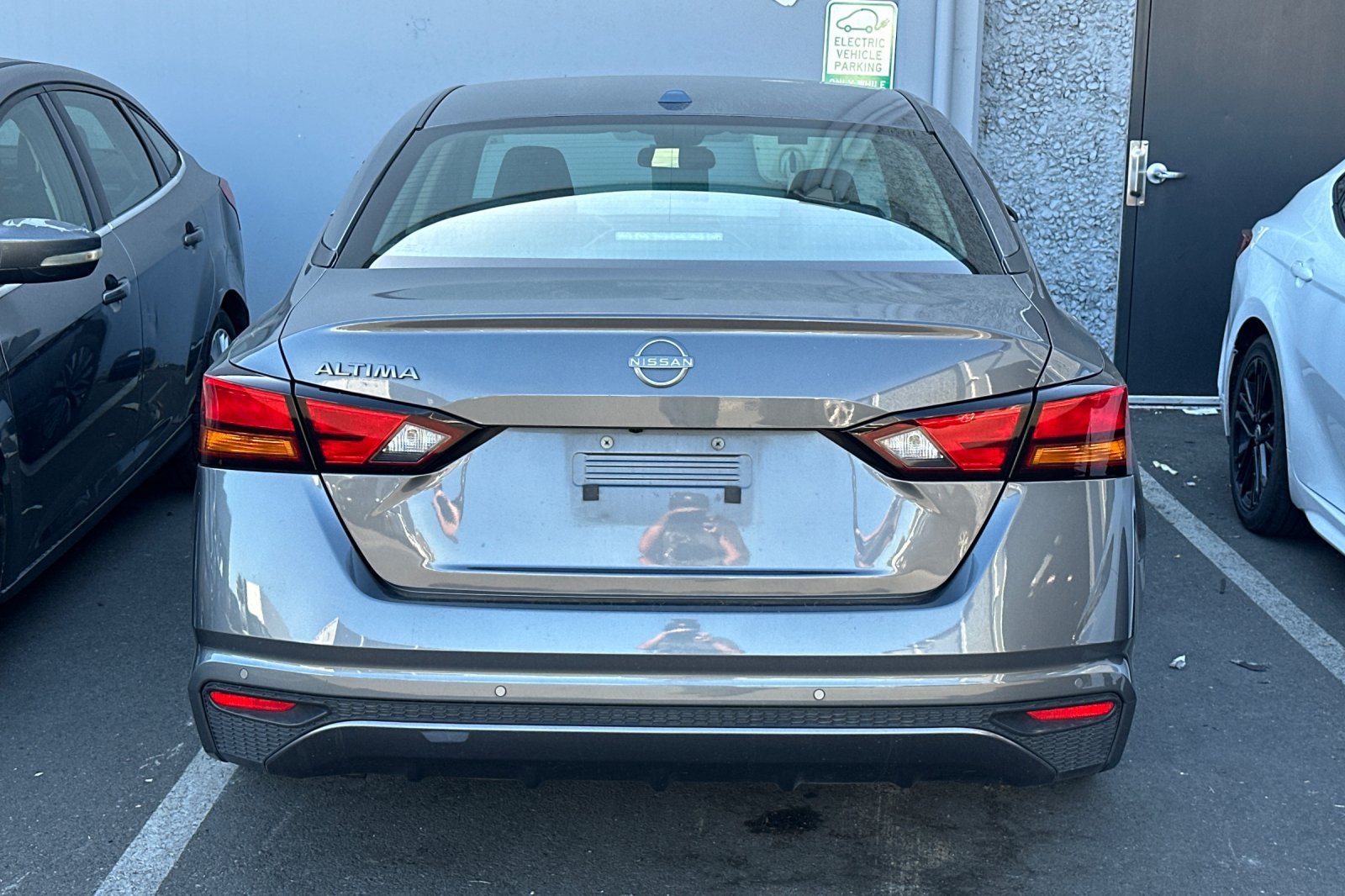 Used 2025 Gray Nissan 2.5 SV image 6