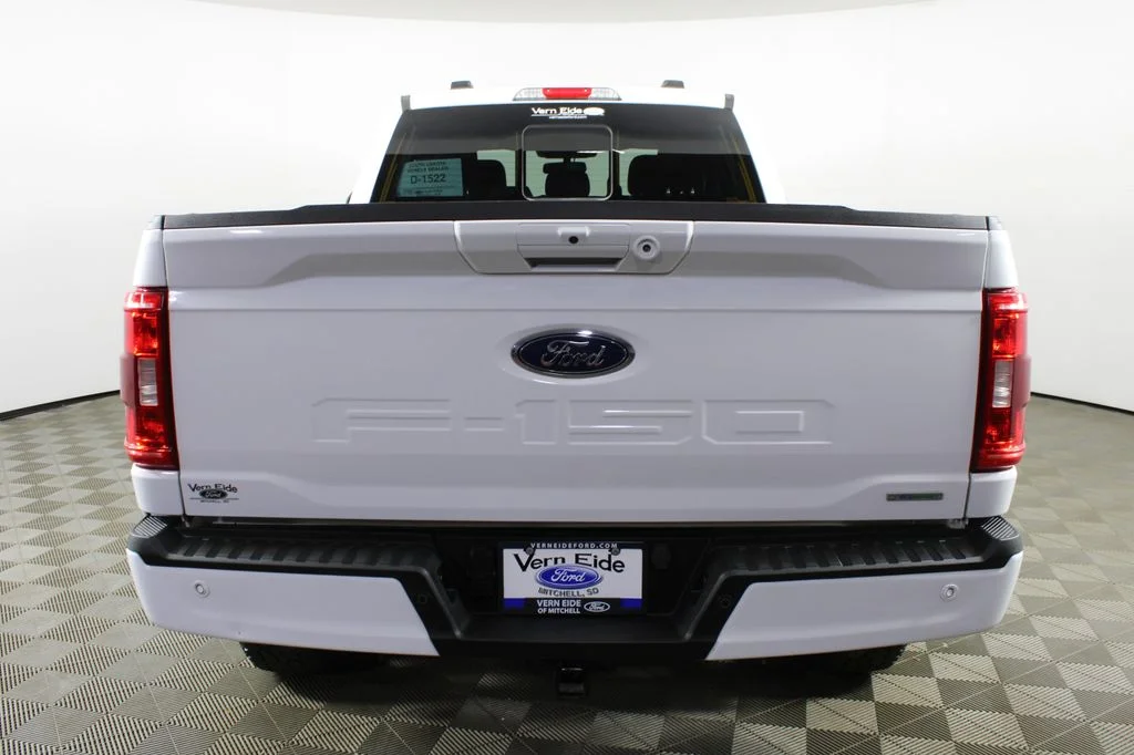Used 2023 Oxford White Ford XLT image 6
