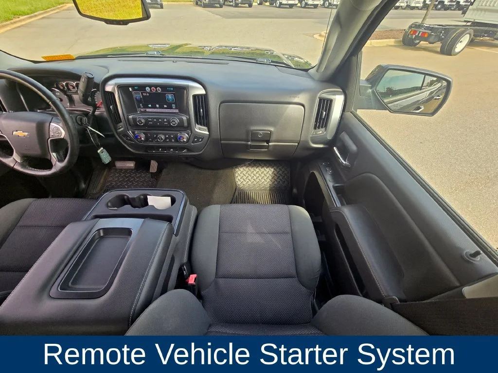 Used 2015 TUNGSTEN METALLIC Chevrolet LT image 17