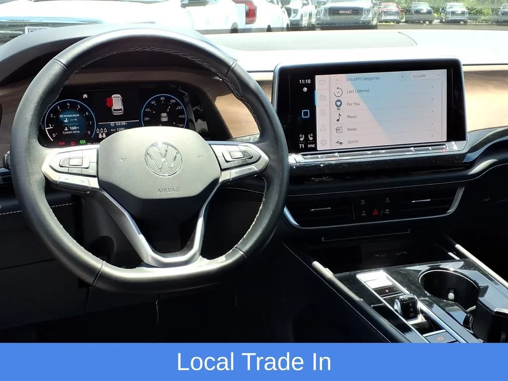 Certified Used 2024  Volkswagen 2.0T SE w/Technology image 2