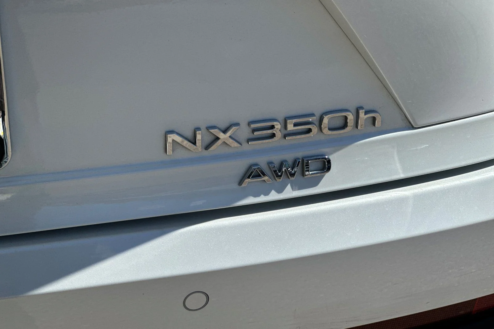 Used 2025 White Pearl Lexus 350h Premium image 21