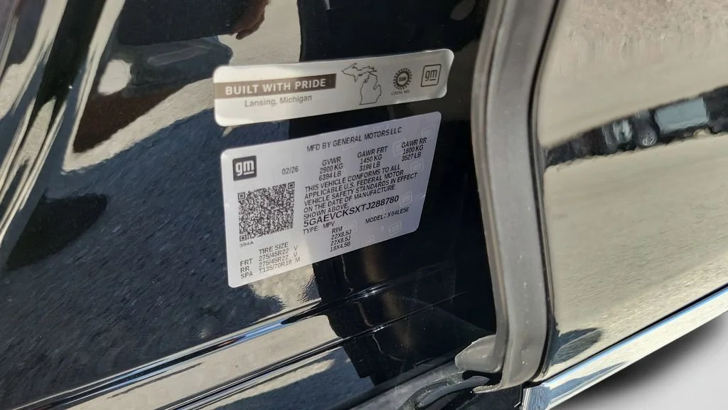 New 2026 Ebony Twilight Metallic Buick Avenir image 29