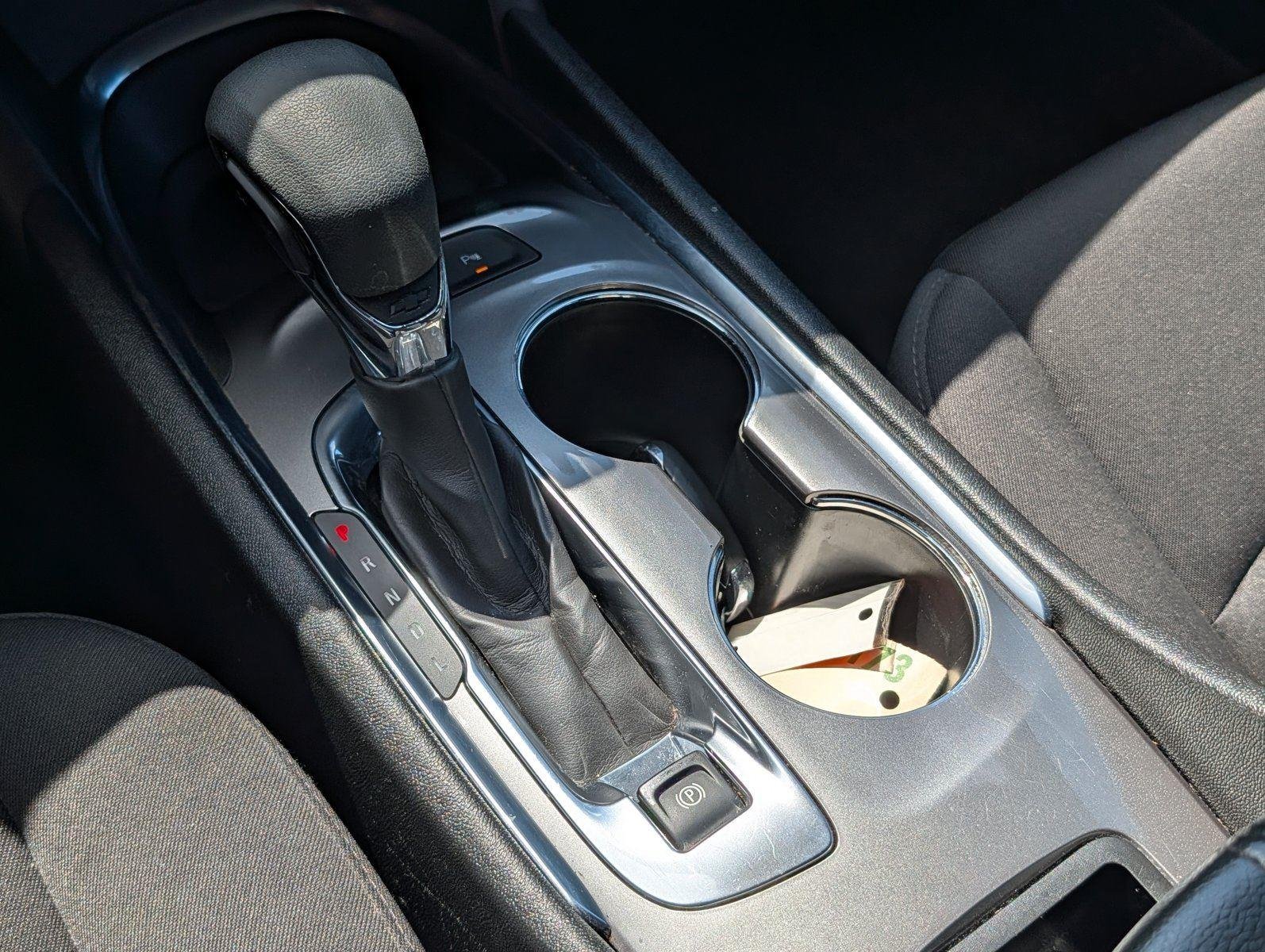 Used 2024 Sterling Gray Metallic Chevrolet LT image 17