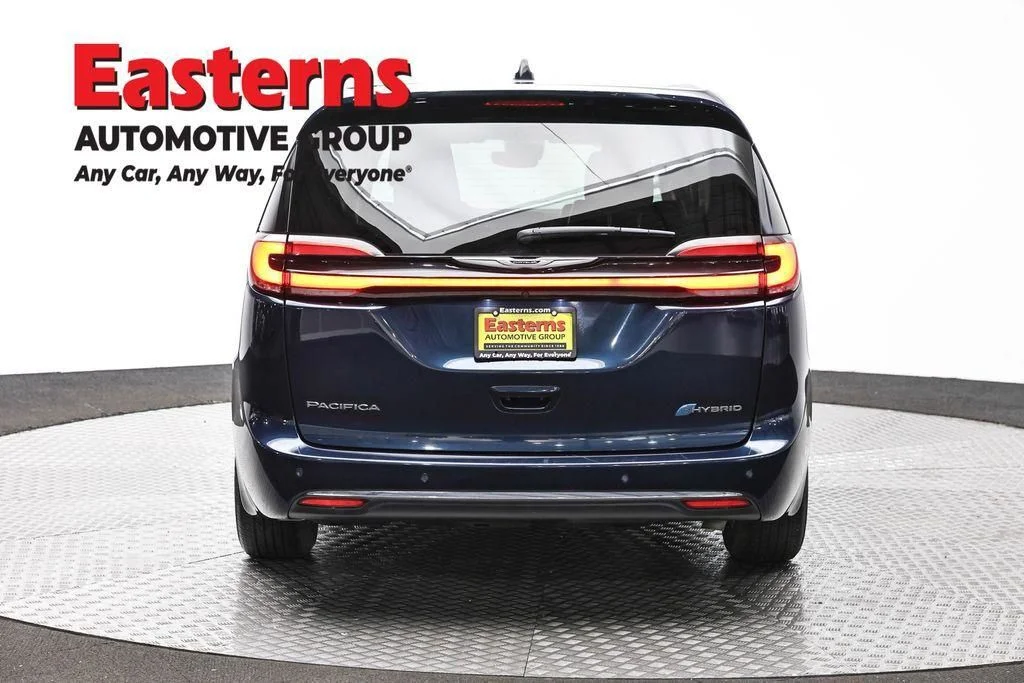 Certified Used 2023 Blue Chrysler Touring L image 8