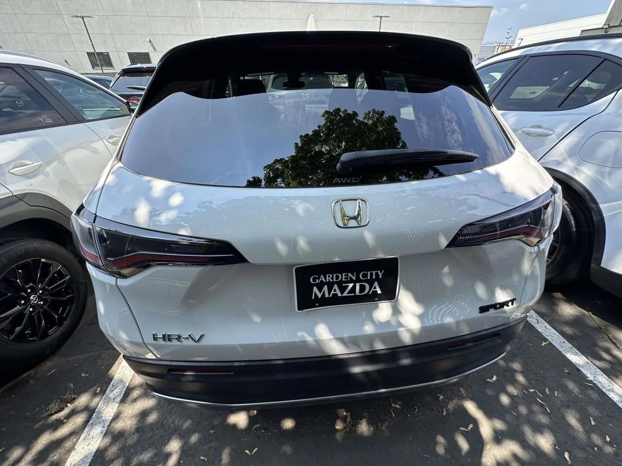 Used 2024 Platinum White Pearl Honda AWD Sport image 5