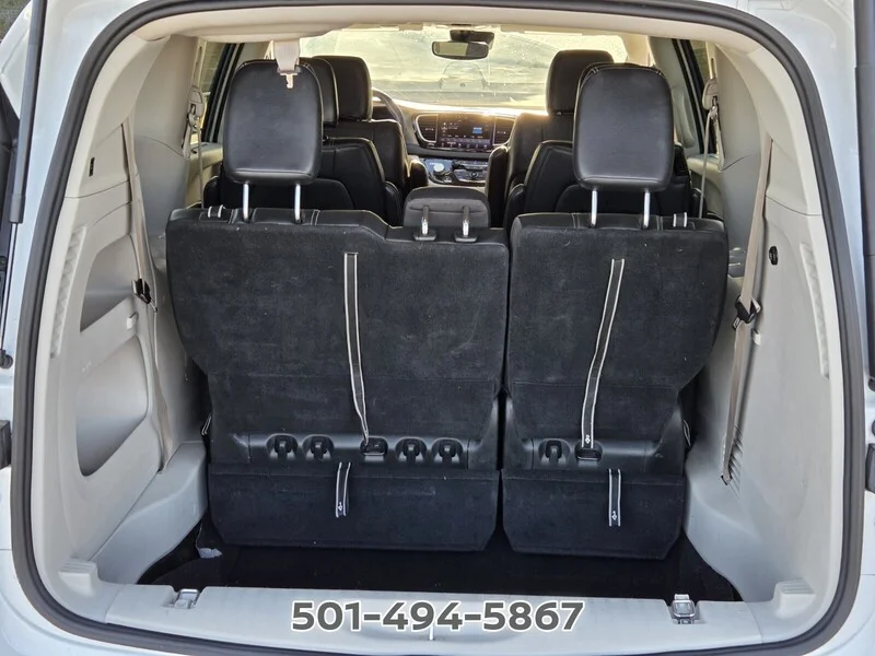 Used 2022 Bright White Clearcoat CHRYSLER TOURING L image 13