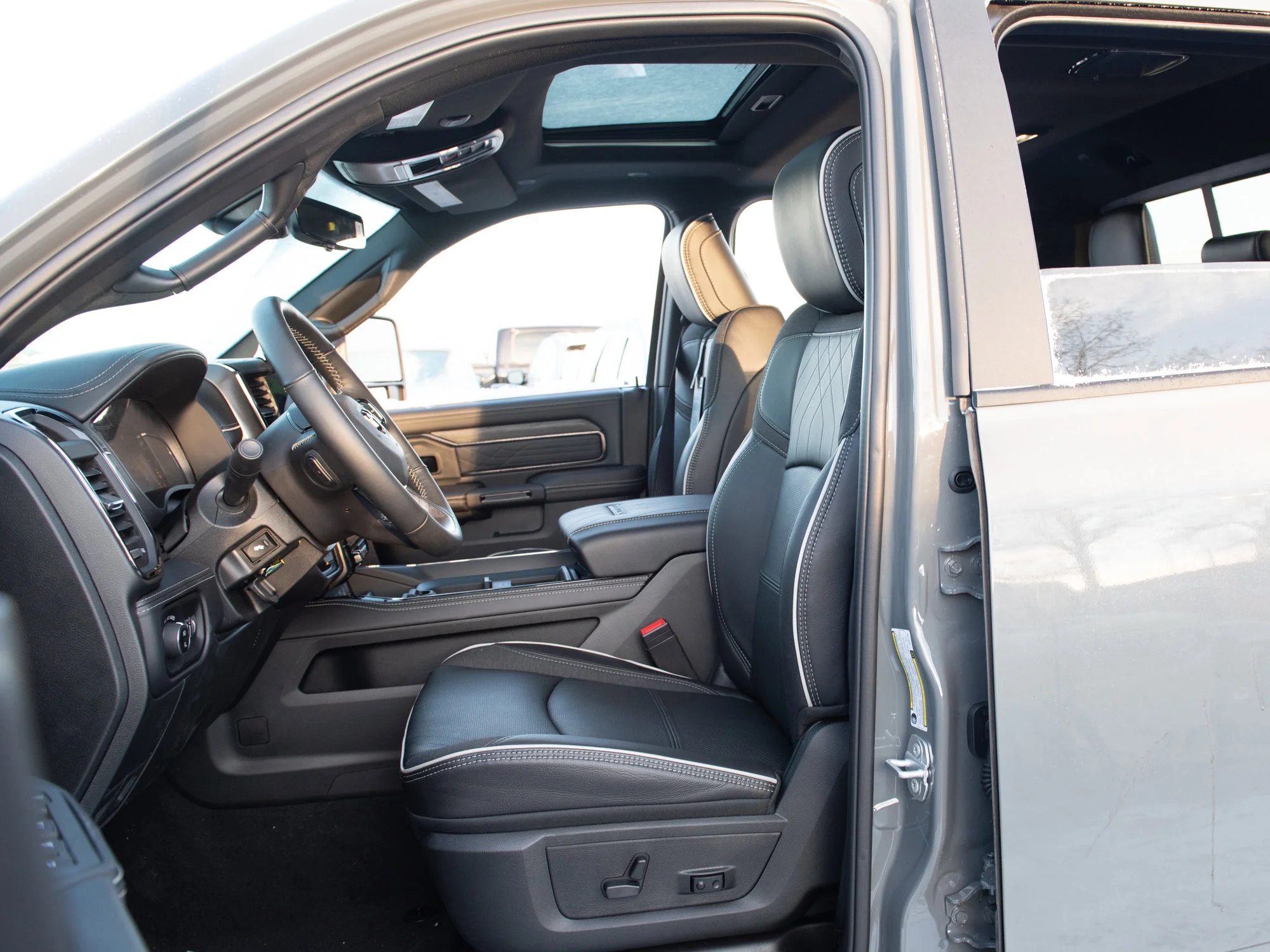 New 2026 Grey RAM Limited* image 19