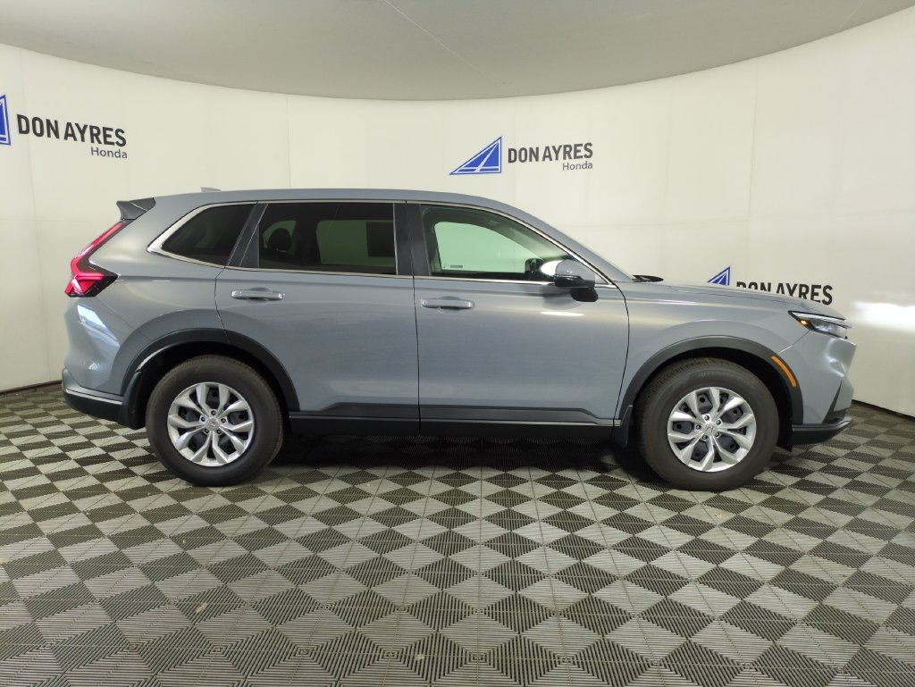 2026 Honda CR-V LX - Photo 11