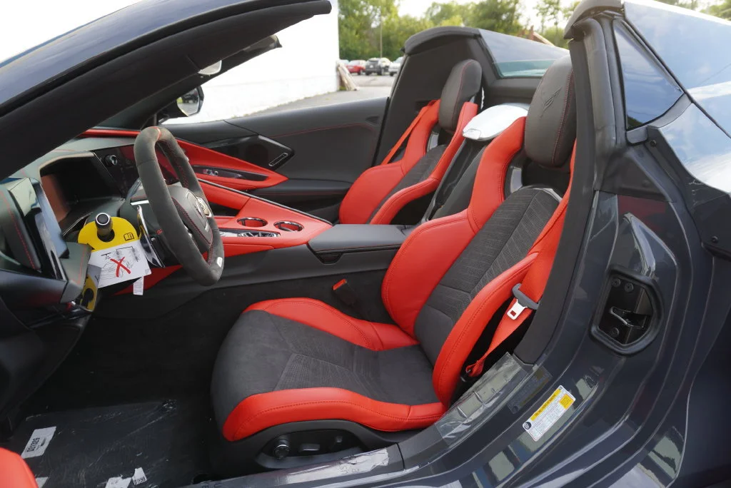 2027 Chevrolet Corvette 2LZ - Photo 17