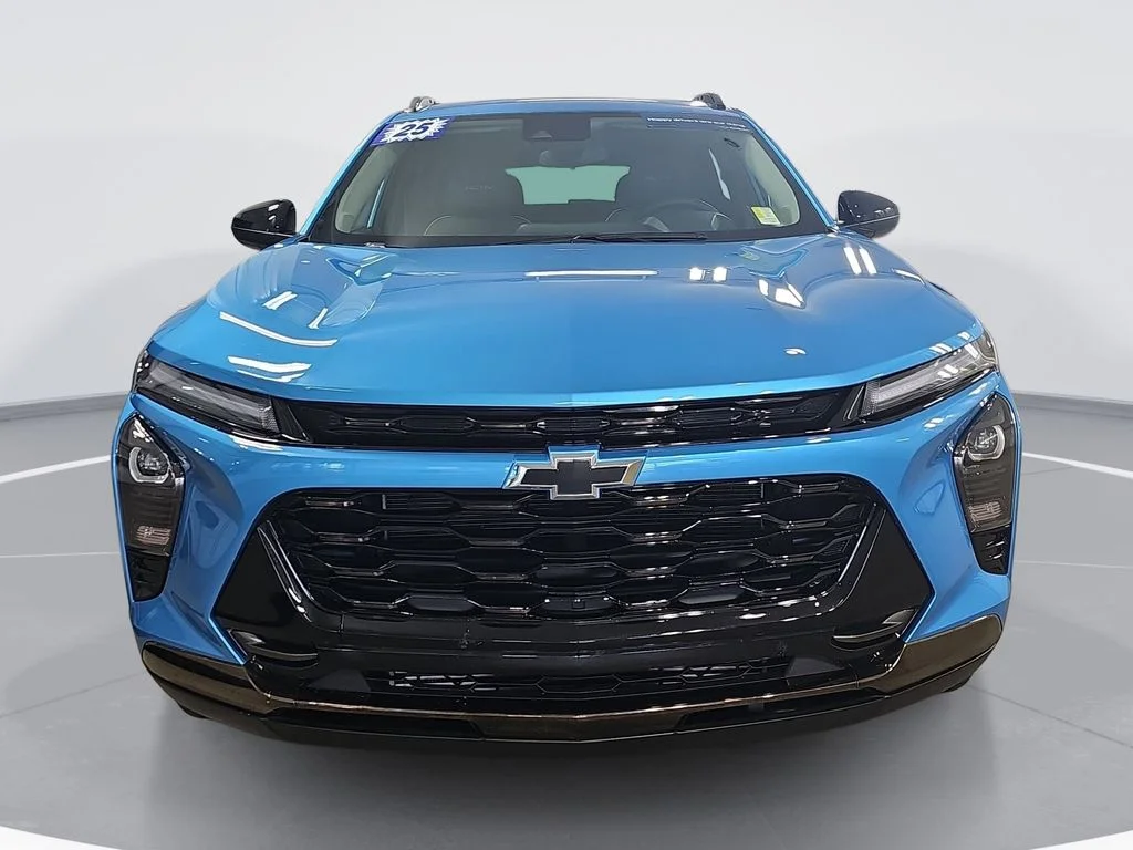 Certified Used 2025 Blue Chevrolet ACTIV image 10