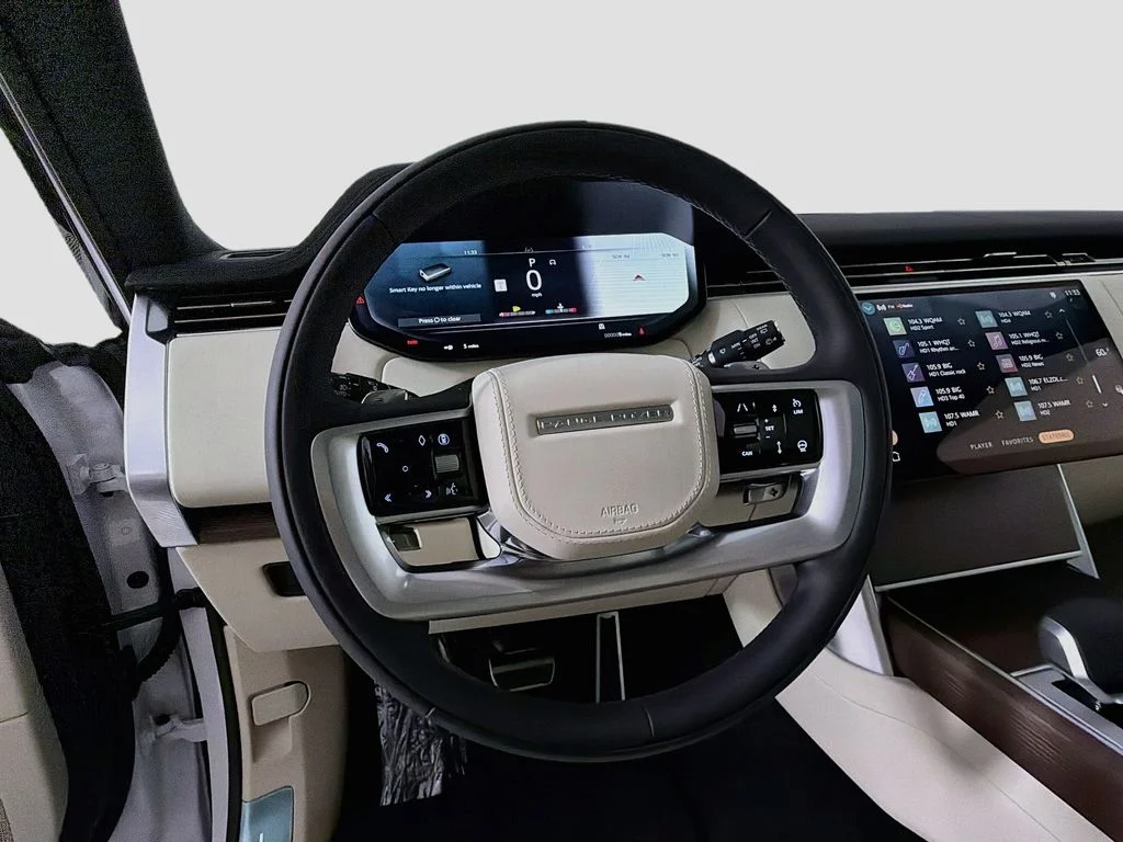 New 2027 Fuji White Land Rover SE image 11
