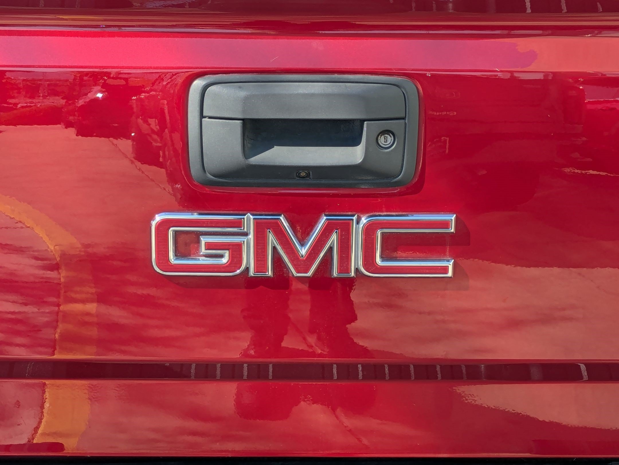 Used 2018 Red Quartz Tintcoat GMC SLT image 26
