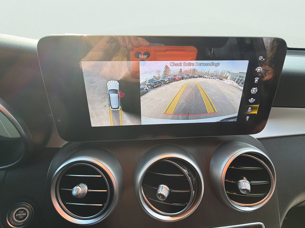Used 2022 White Mercedes-Benz GLC 300 image 15