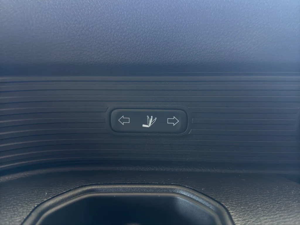 New 2026 Velvet Red Pearlcoat (DISC) Jeep Limited Altitude image 13