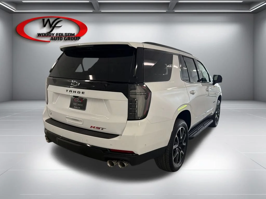 New 2026 Summit White Chevrolet RST image 6