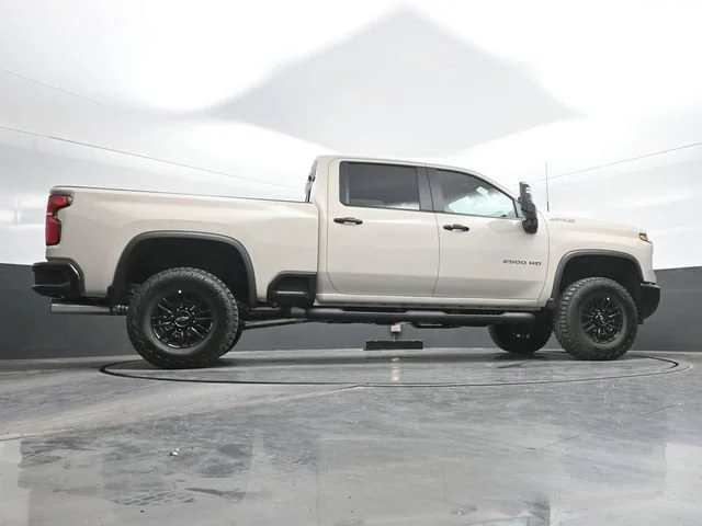 New 2026 White Sands Chevrolet ZR2 image 25
