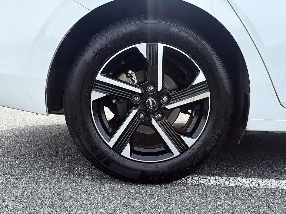 Used 2025 Fresh Powder Nissan SV image 11