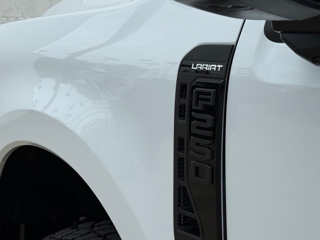 New 2026 Oxford White Ford F-250® Lariat® image 18