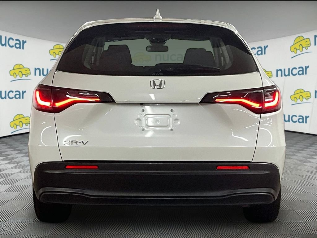 Used 2023 Platinum White Pearl Honda LX image 5