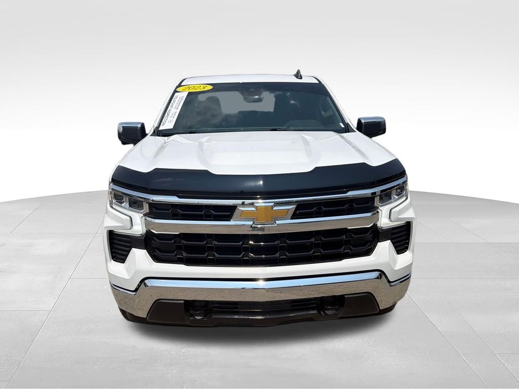 Used 2023 White Chevrolet LT image 8