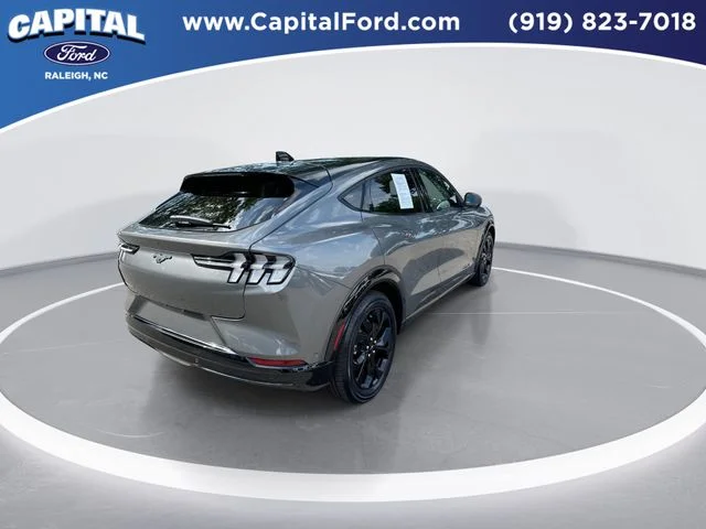Used 2023 Gray Ford Premium image 8