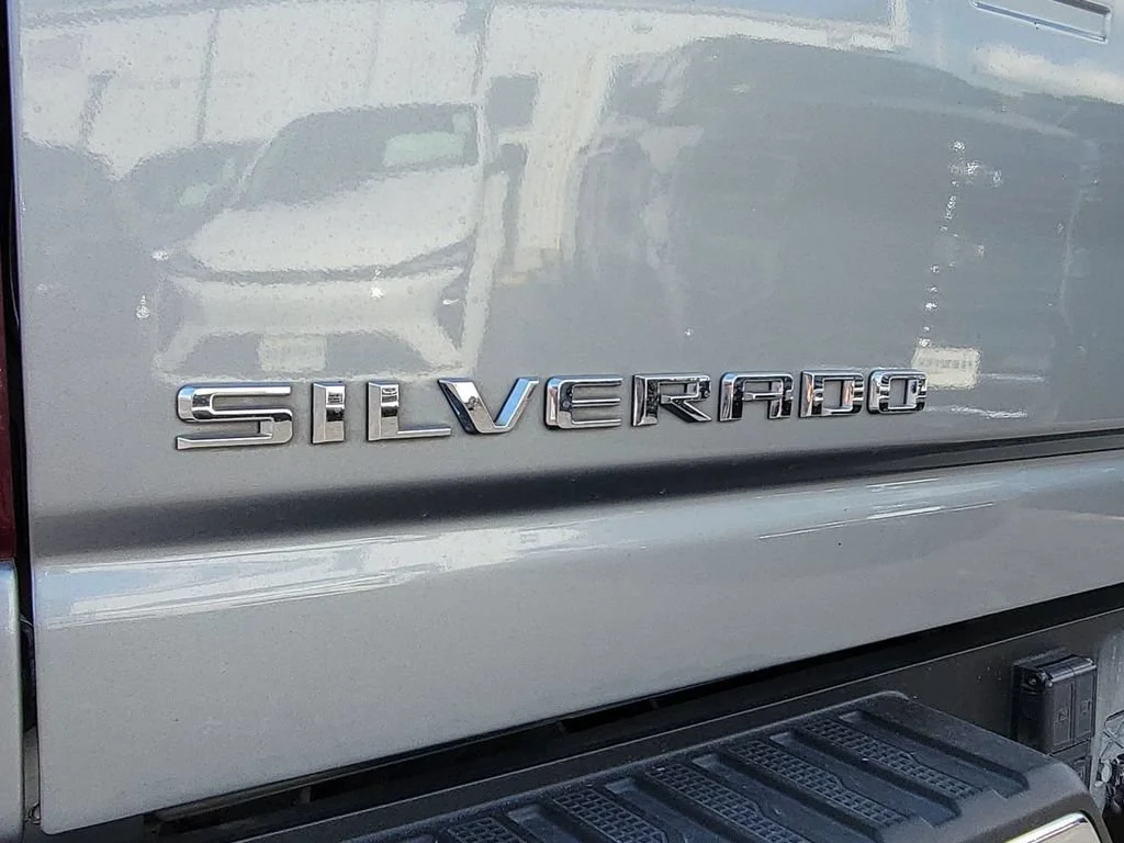 Certified Used 2024 Sterling Gray Metallic Chevrolet LTZ image 31