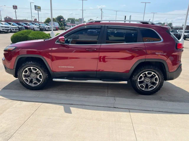 Used 2016 Red Jeep Limited image 6