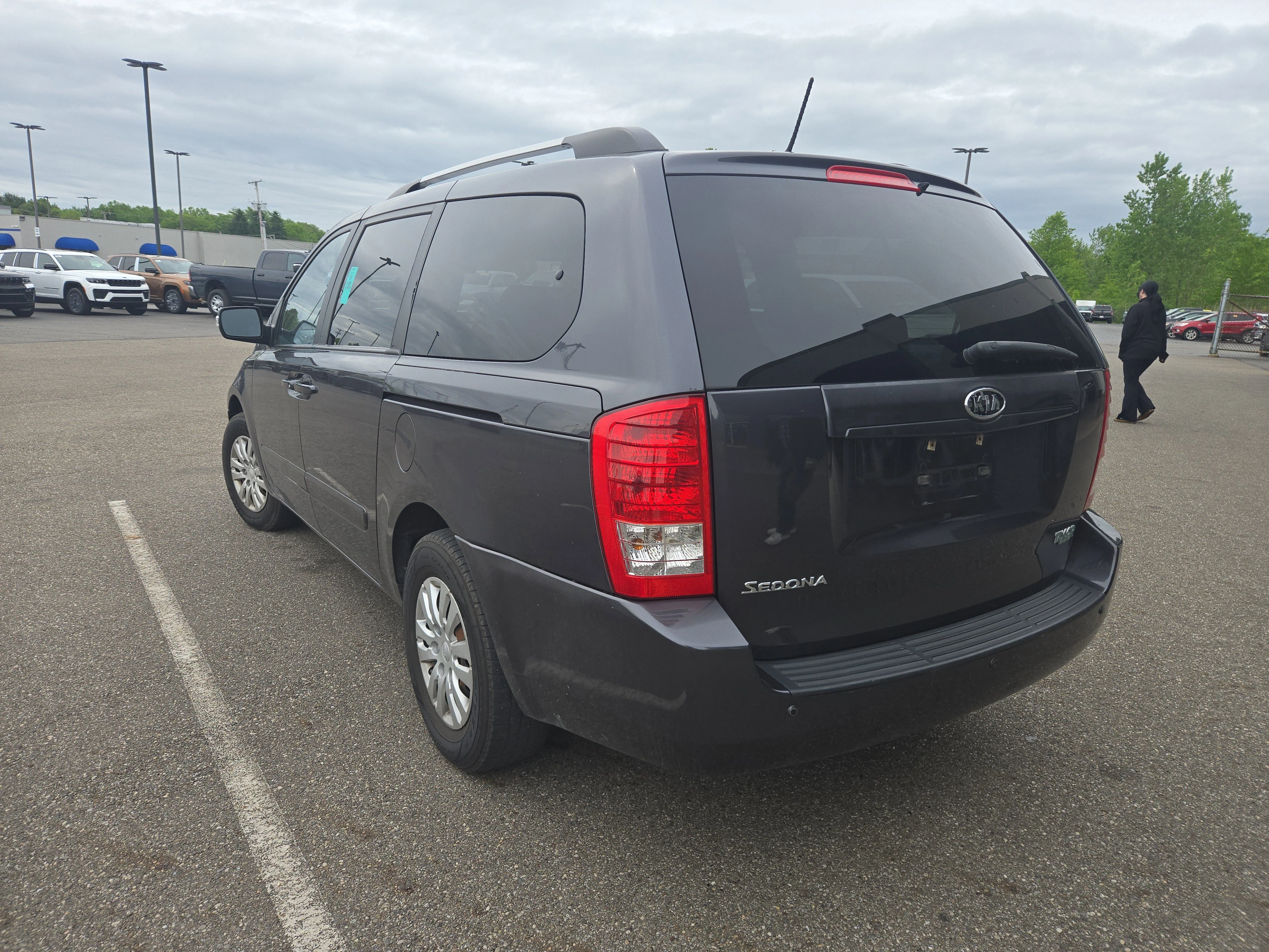 Used 2012 Platinum Kia LX image 7