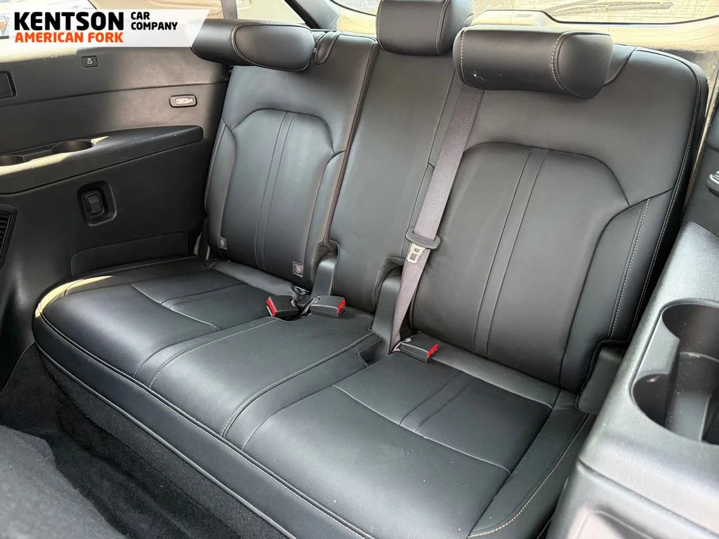 Used 2025 Silver Mazda 3.3 Turbo Premium image 33