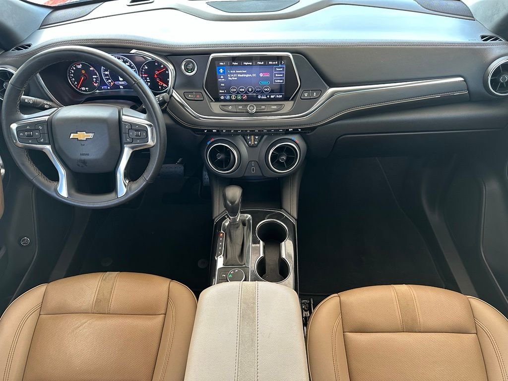Used 2022 Red Chevrolet Premier image 18