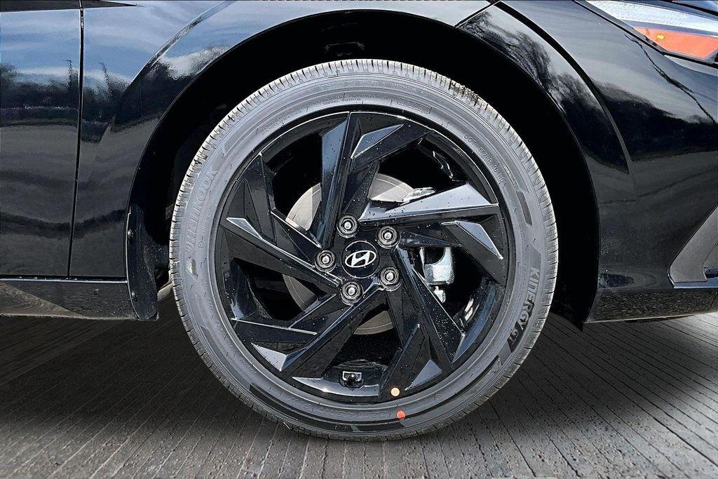 New 2026 Abyss Black Hyundai SEL Sport image 13
