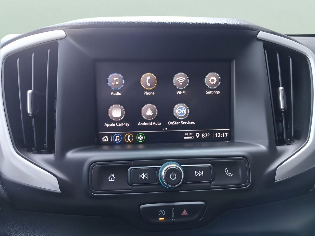 Used 2024 Silver GMC SLE image 17