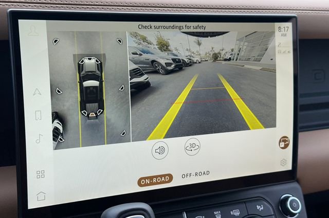 New 2026 Santorini Black Land Rover X-Dynamic SE image 18