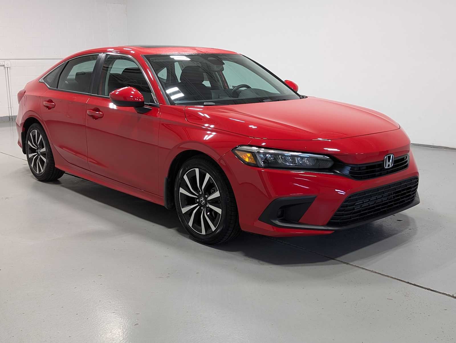 Used 2024 Rallye Red Honda EX image 6