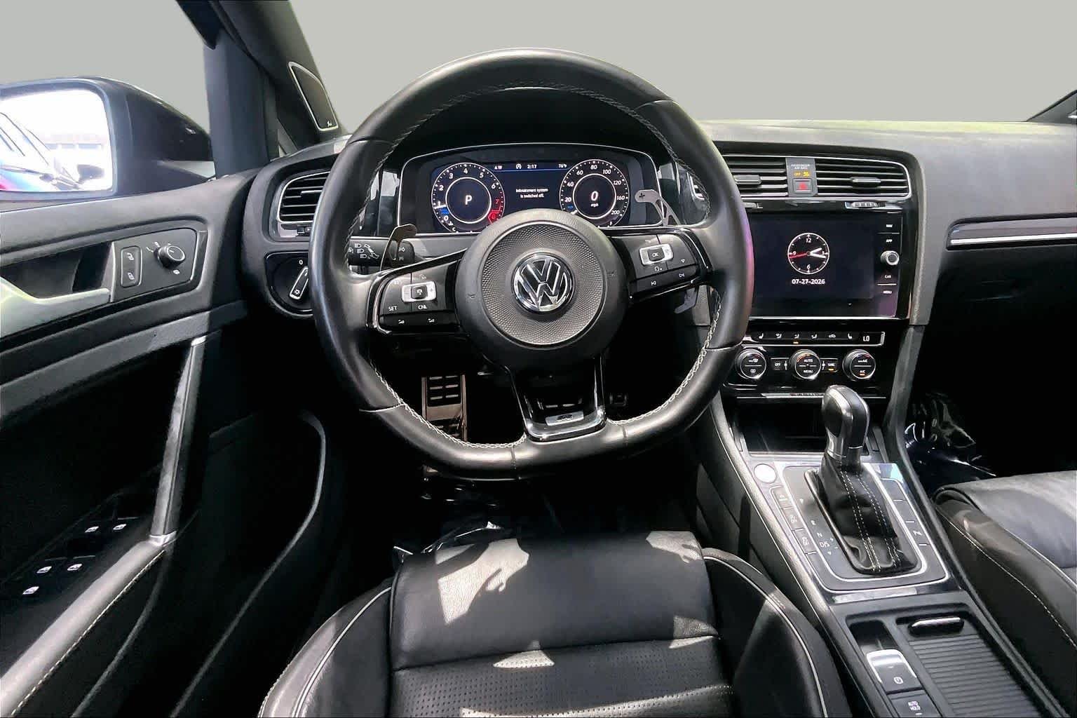 Pre-Owned 2018 Volkswagen Golf R