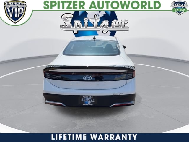 New 2026 White Hyundai SE image 34