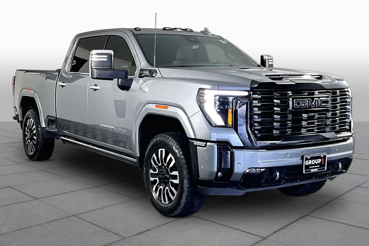 Used 2024 Sterling Metallic GMC Denali Ultimate image 3
