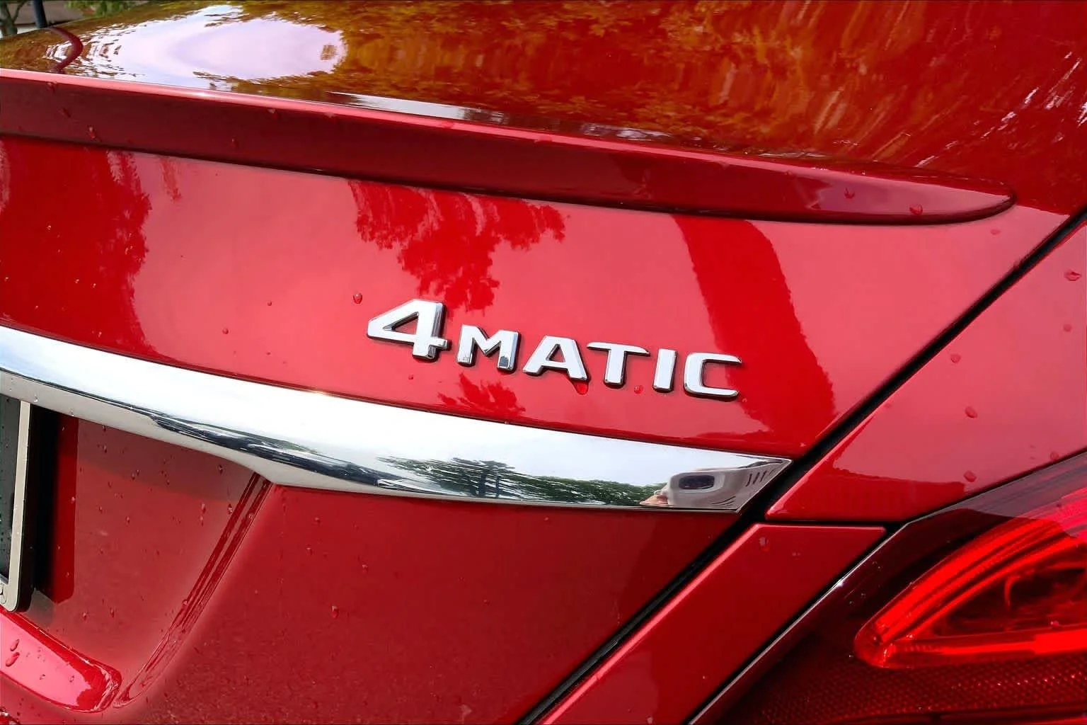 Used 2018 designo Cardinal Red Metallic Mercedes-Benz C 300 image 31