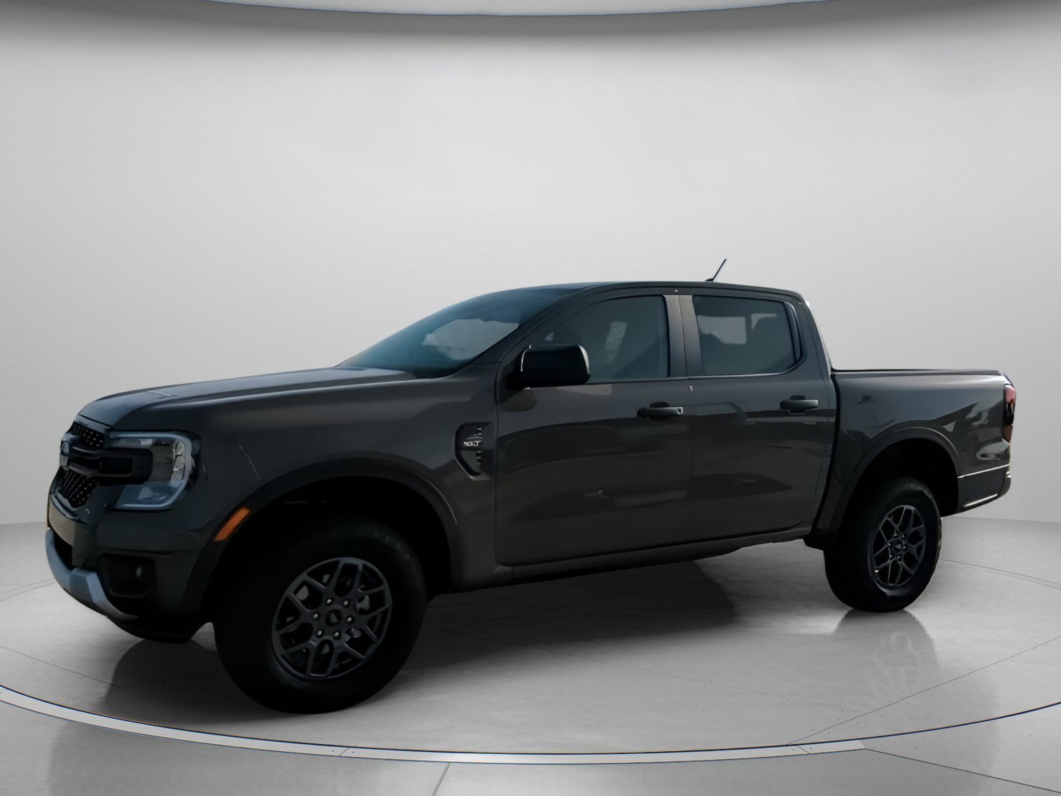 New 2026 Marsh Gray Ford XLT image 11